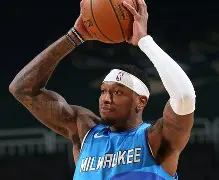 勇士克莱汤普森复出回放全场比赛 勇士克莱汤普森复出回放全场比赛