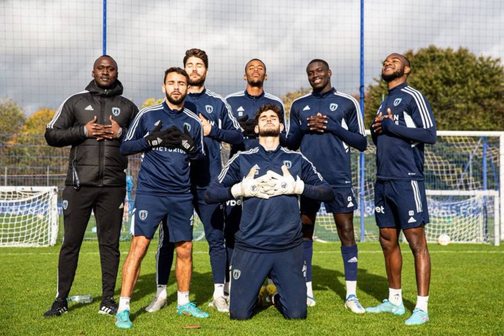 瑟纳利昂和瓦里昂娜内场哪个好