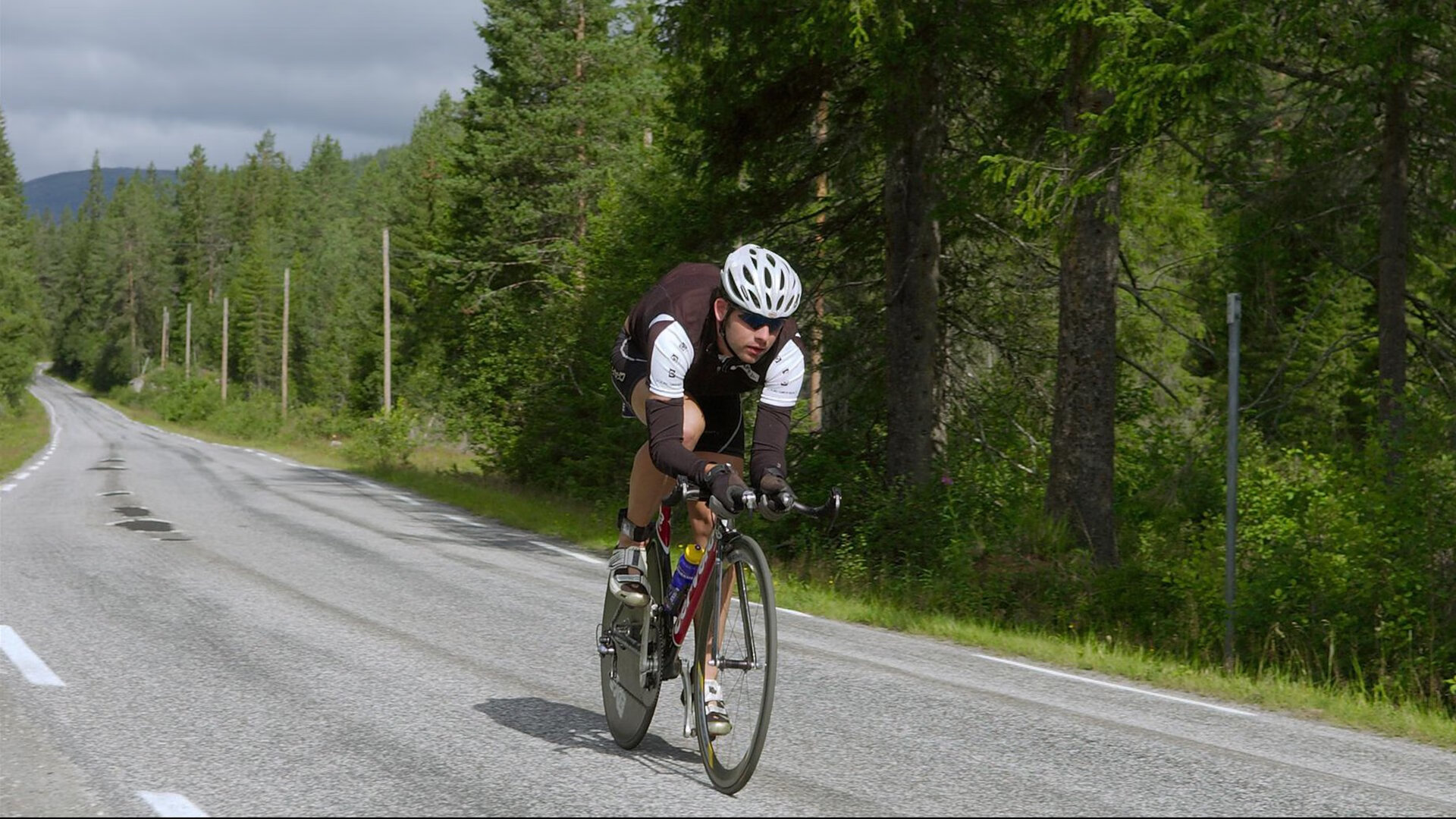 孙兴慜宣布离开热刺